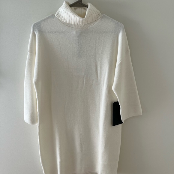 NWT Tuckernuck Pomander Place Vivianne Winter White Dress Size S - Picture 7 of 10